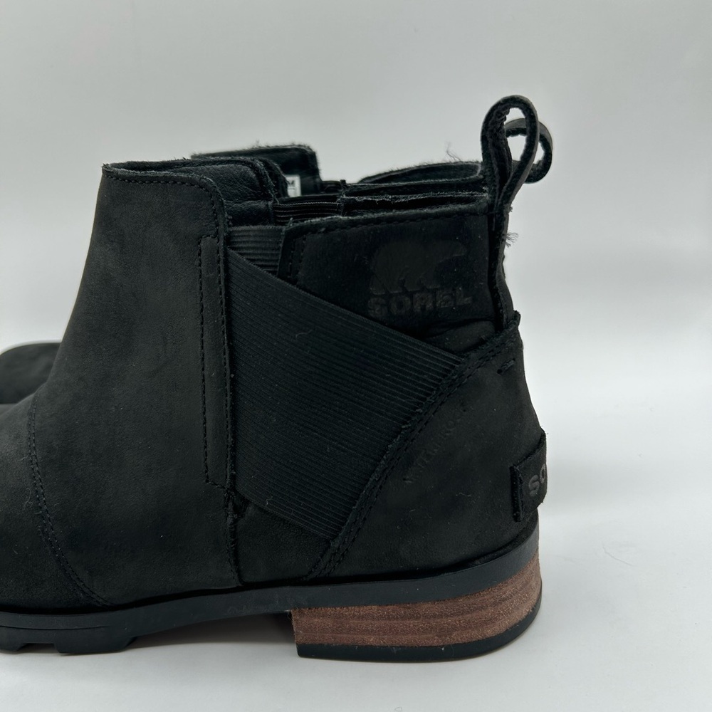 Sorel Emelie Chelsea Boot Black Leather  Bootie Waterproof Women’s size 11 - Picture 3 of 7